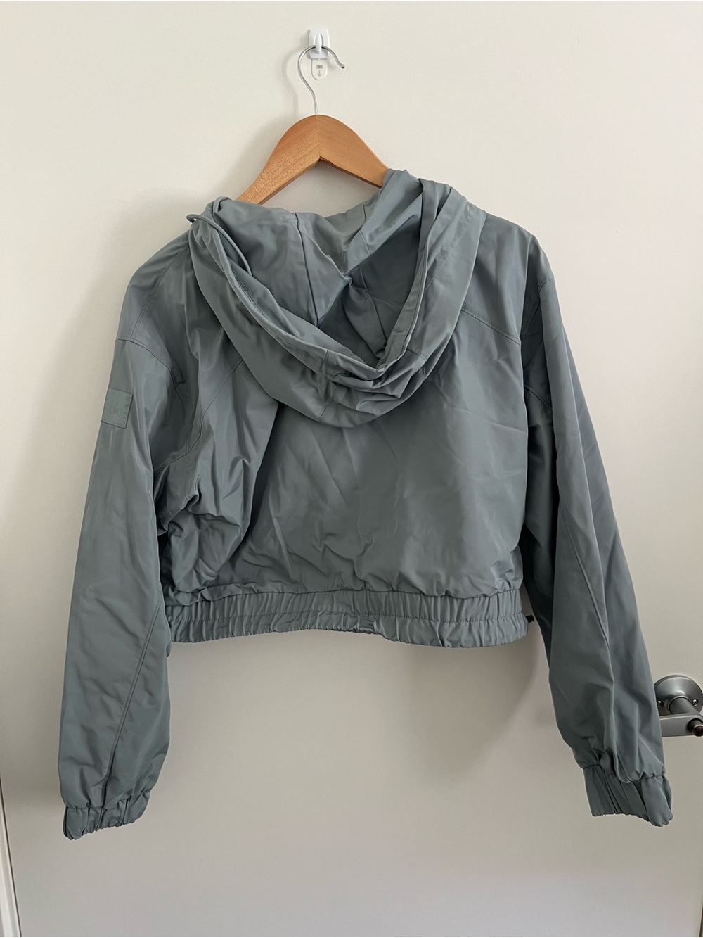 ALO yoga International Anorak - Cosmic Grey